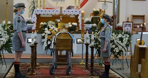 Pogrzeb śp. ks. Krzysztofa Maksymowicza