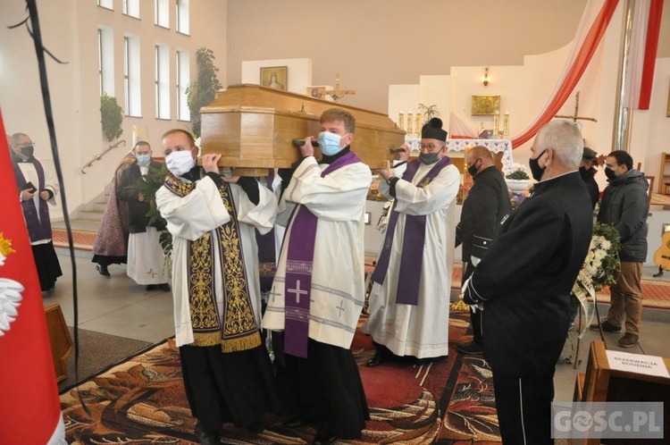 Pogrzeb śp ks. Krzysztofa Maksymowicza