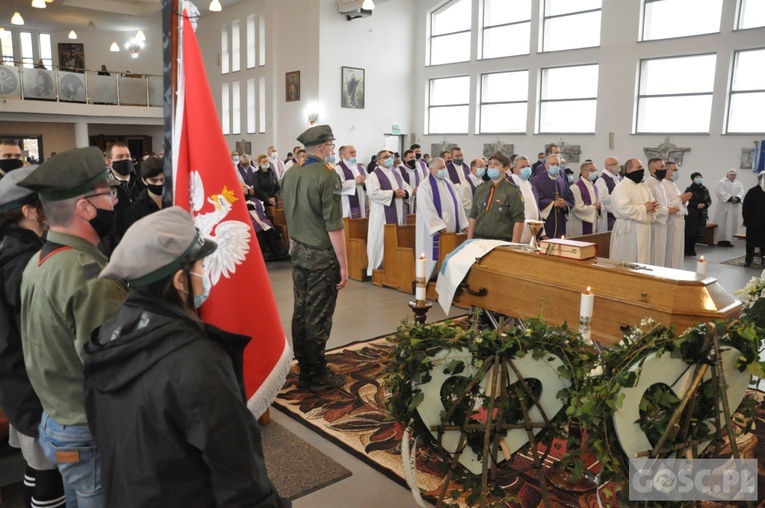 Pogrzeb śp ks. Krzysztofa Maksymowicza