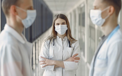 W Dakocie Płn. pielęgniarki zakażone bez objawów mogą opiekować się chorymi na Covid-19