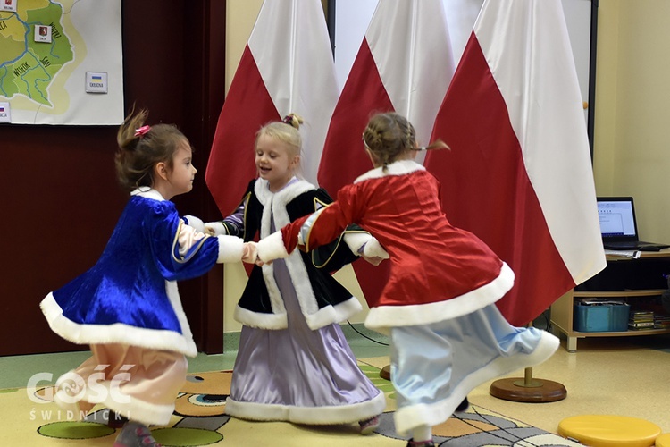 Dzień Niepodległości w przedszkolu sióstr prezentek