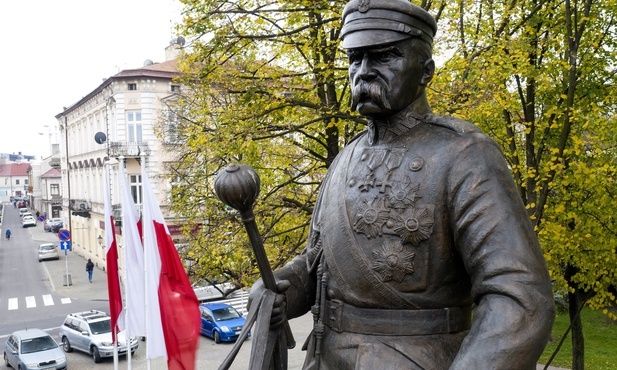 102 lata niepodległości