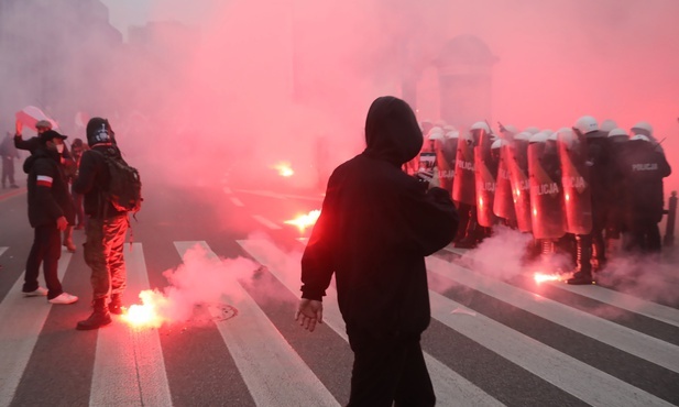 MSWiA opublikowało zapis monitoringu z Marszu Niepodległości 