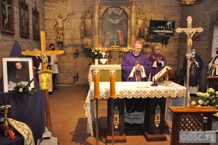 Pogrzeb ks. Zdzisława Przybysza