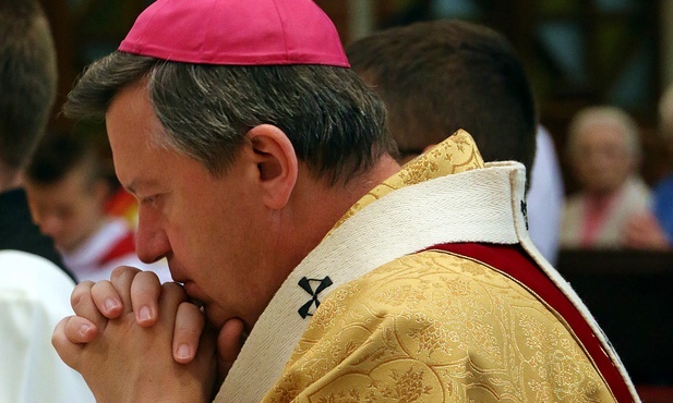 Abp Józef Kupny przeprasza