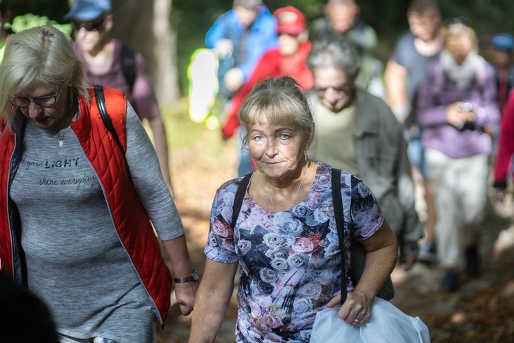 Pielgrzymka ze Szczawna-Zdroju na Chełmiec