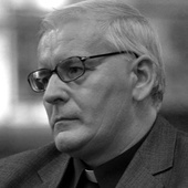 Śp. ks. dr hab. Jan Szymczyk, prof. KUL, od 1996 roku był wykładowcą tego uniwersytetu.