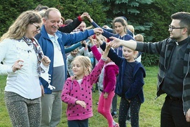 Wspólnotowe rekolekcje to czas uczenia się od siebie nawzajem.