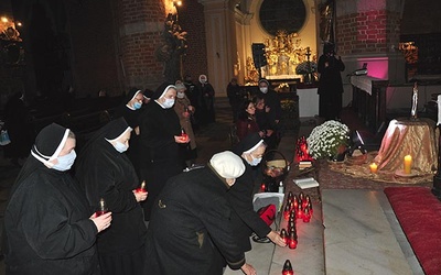 	Wieczór Światła w nyskiej bazylice.