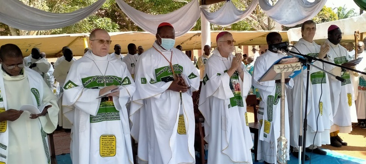 25 lat diecezji Mbaiki