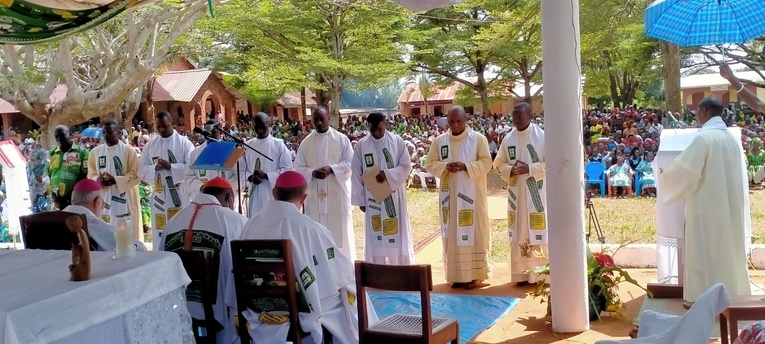 25 lat diecezji Mbaiki