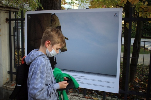 500. rocznica pierwszego opłynięcia Ziemi. Wystawa w galerii "Na płocie"