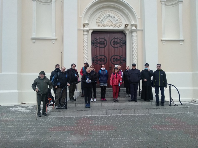 Brzesko-Będzin-Sączów. Rodzinne pielgrzymowanie drogą św. Jakuba