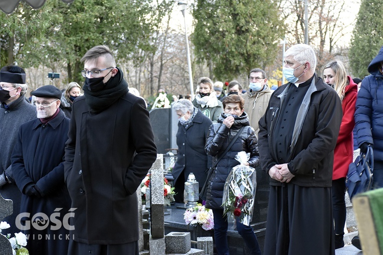 Pogrzeb ks. Stefana Smotera, proboszcza z parafii pw. św. Michała Archanioła w Bystrzycy Kłodzkiej