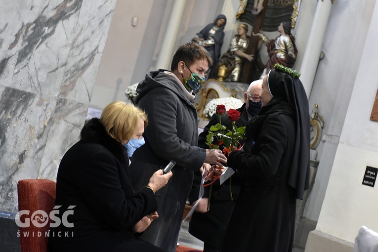 Pielgrzymka dziękczynna marianek i profesja wieczysta s. Racheli