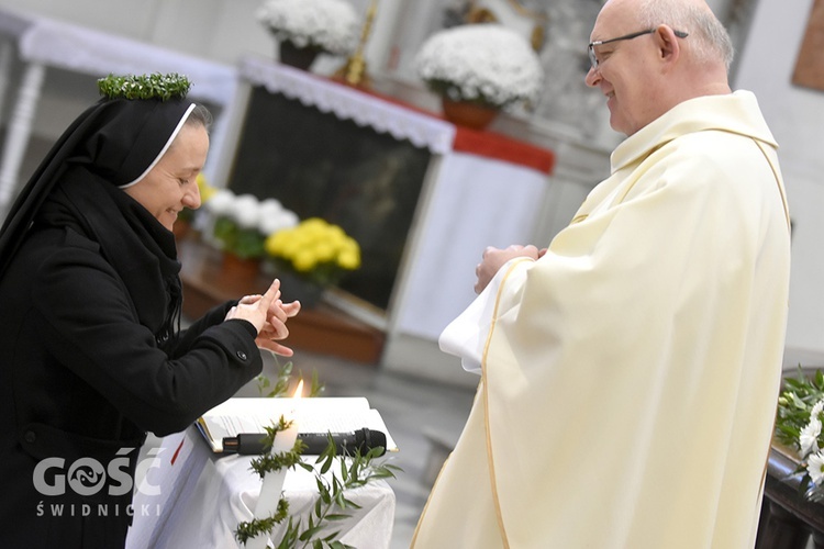 Pielgrzymka dziękczynna marianek i profesja wieczysta s. Racheli