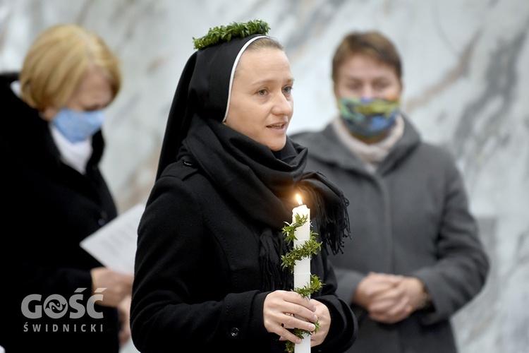 Pielgrzymka dziękczynna marianek i profesja wieczysta s. Racheli