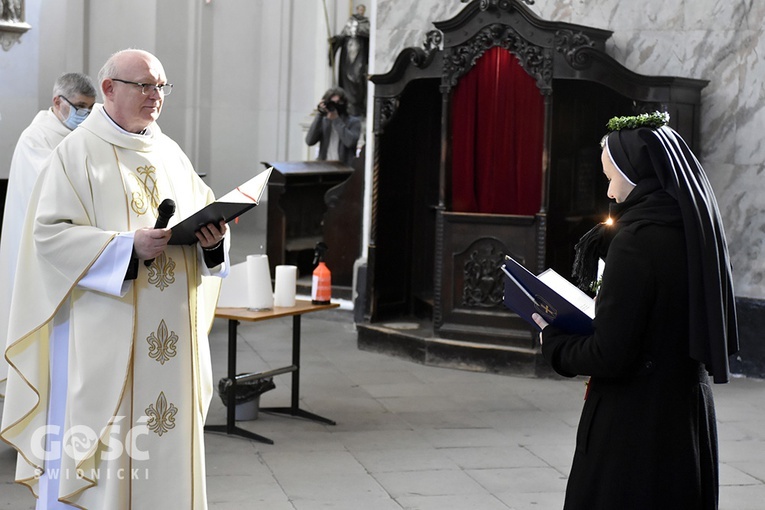 Pielgrzymka dziękczynna marianek i profesja wieczysta s. Racheli