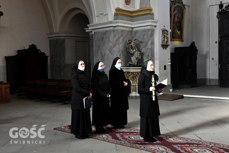 Pielgrzymka dziękczynna marianek i profesja wieczysta s. Racheli