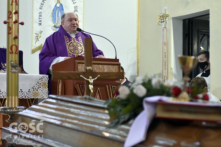 Ostatnie pożegnanie ks. Stanisława Czachora