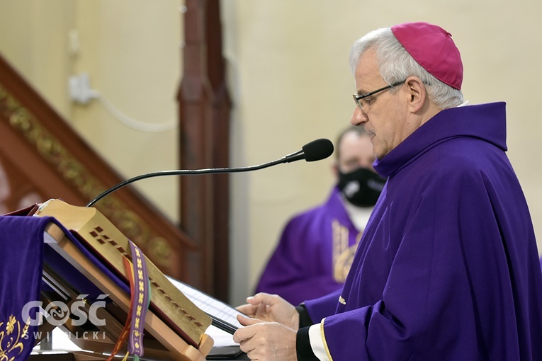 Ostatnie pożegnanie ks. Stanisława Czachora
