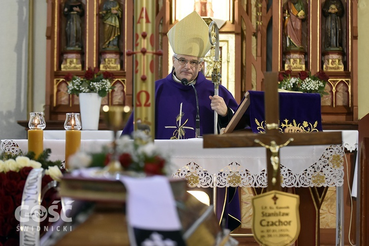 Ostatnie pożegnanie ks. Stanisława Czachora