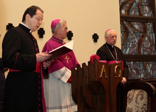 Archiwum. Ingres abp. Wiktora Skworca do katedry Chrystusa Króla w Katowicach