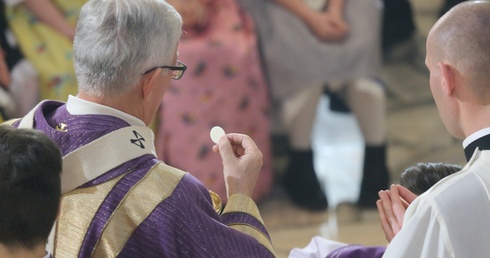 Zaproszenie do budowania eucharystycznej wspólnoty