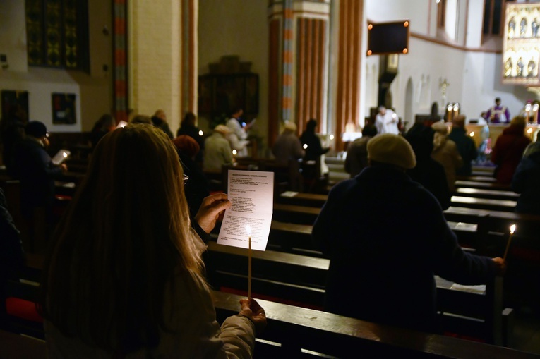 Rozpoczęcie Adwentu w koszalińskiej katedrze