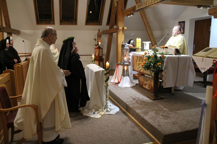 Jubileusz 60-lecia ślubów zakonnych elżbietanek cieszyńskich: s. Letycji i s. Ancilli