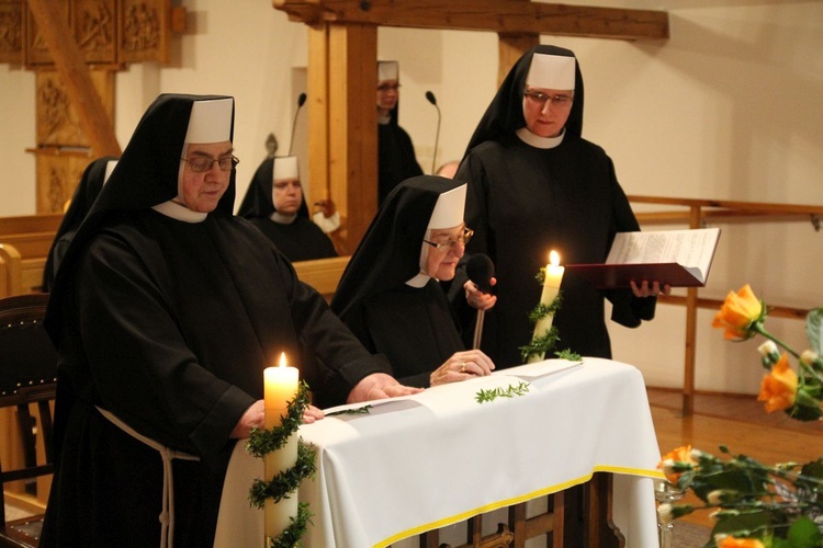 Jubileusz 60-lecia ślubów zakonnych elżbietanek cieszyńskich: s. Letycji i s. Ancilli