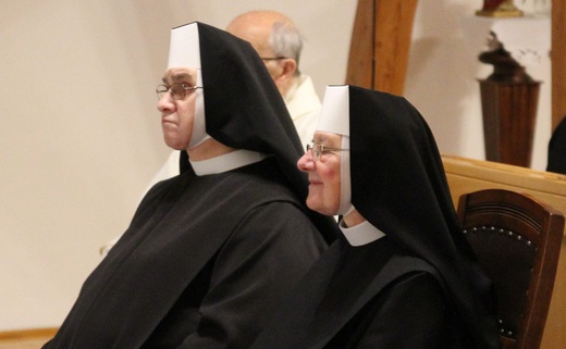 Jubileusz 60-lecia ślubów zakonnych elżbietanek cieszyńskich: s. Letycji i s. Ancilli
