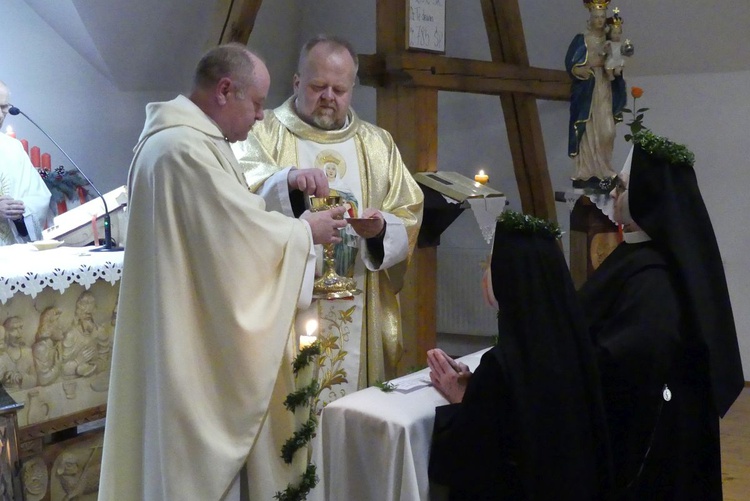 Jubileusz 60-lecia ślubów zakonnych elżbietanek cieszyńskich: s. Letycji i s. Ancilli