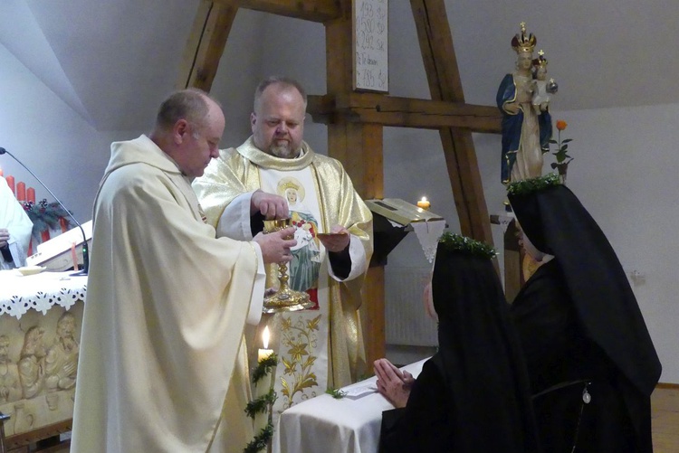 Jubileusz 60-lecia ślubów zakonnych elżbietanek cieszyńskich: s. Letycji i s. Ancilli