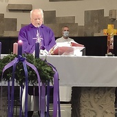 ▲	Początek roku liturgicznego w kościele akademickim KUL.