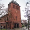 ▲	Świątynia została wybudowana w zaledwie 8 miesięcy. Poświęcił ją kard. A. Bertram, metropolita wrocławski, 30 listopada 1930 r.