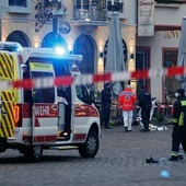 W Trewirze, gdzie samochód wjechał w przechodniów, zginęły cztery osoby