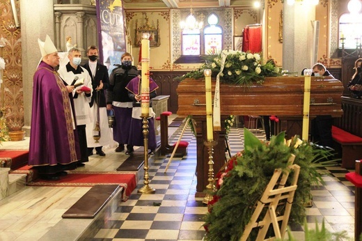 Pogrzeb Jana Bierówki w Bielsku-Białej Komorowicach