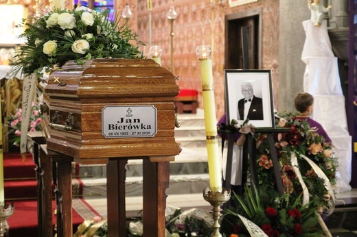 Pogrzeb Jana Bierówki w Bielsku-Białej Komorowicach