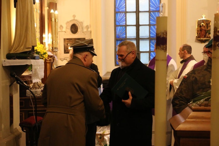 Ppłk Stanisław Szuro (1920-2020) spoczął na cmentarzu Rakowickim