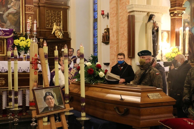 Ppłk Stanisław Szuro (1920-2020) spoczął na cmentarzu Rakowickim