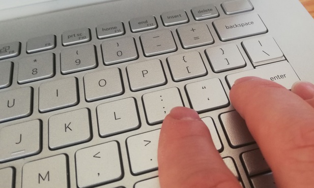 Nie klikajmy bez zastanowienia