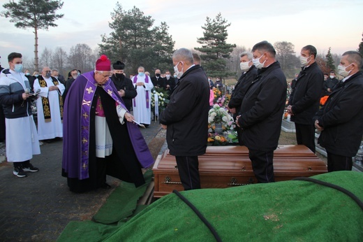 Pogrzeb ks. Andrzeja Trzeciaka