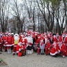 Pamiątkowa fotka Mikołajów na rudnickim rynku.