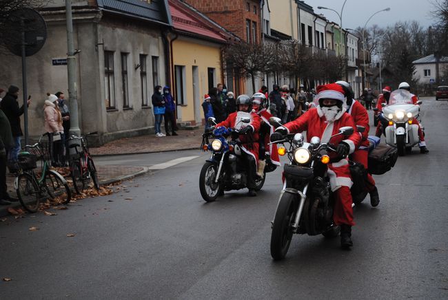 Parada Mikołajów w Rudniku nad Sanem