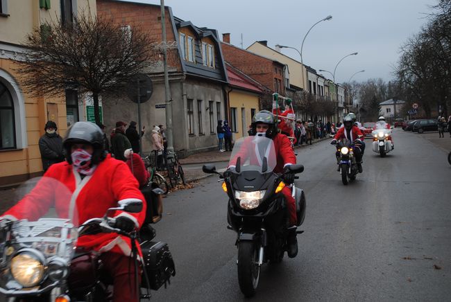 Parada Mikołajów w Rudniku nad Sanem