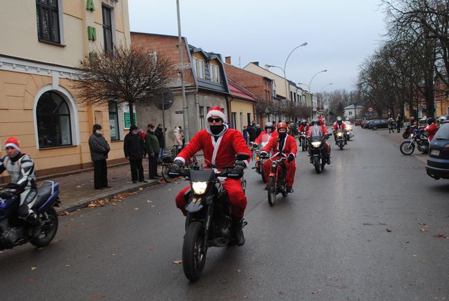 Parada Mikołajów w Rudniku nad Sanem