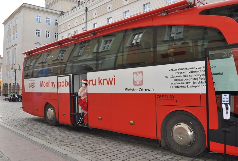 Mikołajowe oddawanie krwi i motomikołaje w Opolu