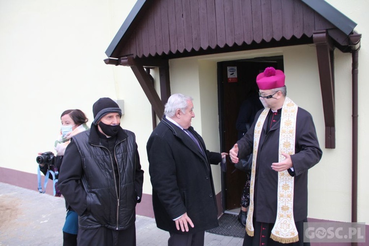 Bp Lityński poświęcił odnowiony budynek WTZ w Gorzowie Wlkp.