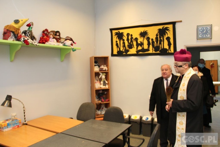 Bp Lityński poświęcił odnowiony budynek WTZ w Gorzowie Wlkp.